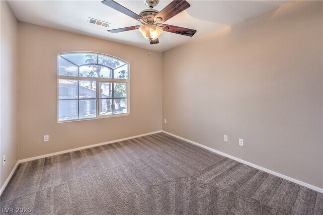 Building Photo - 10035 S Daybreak Dew Ct
