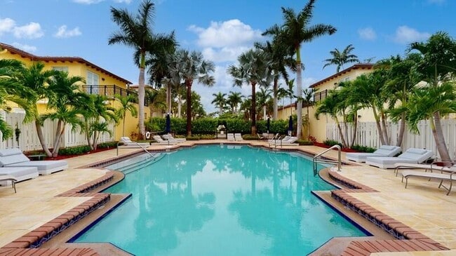 Building Photo - 41 Via Floresta Dr