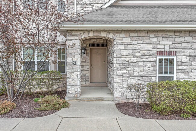 Building Photo - 4666 Sagewood Cir