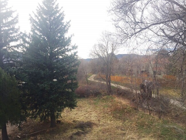 Building Photo - Condo Available For Rent In Northeast Boulder's Kings Ridge