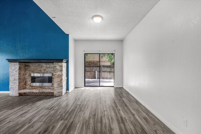 Building Photo - 5315 Colony Hill Rd