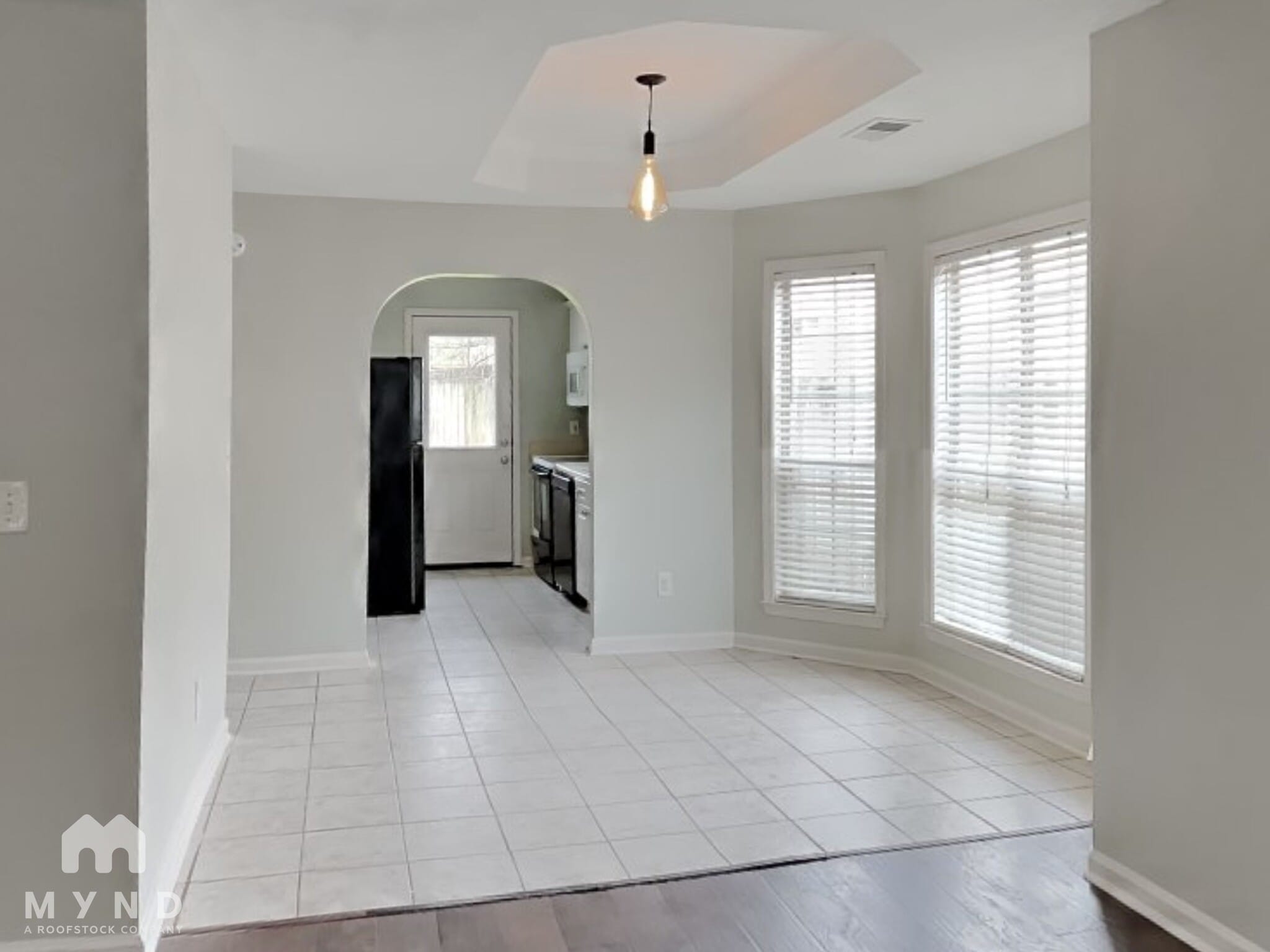 Building Photo - 378 Walker Way