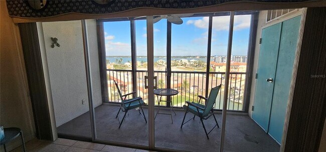 Building Photo - 10355 Paradise Blvd