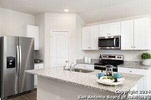 Building Photo - 812 Bahia Pl
