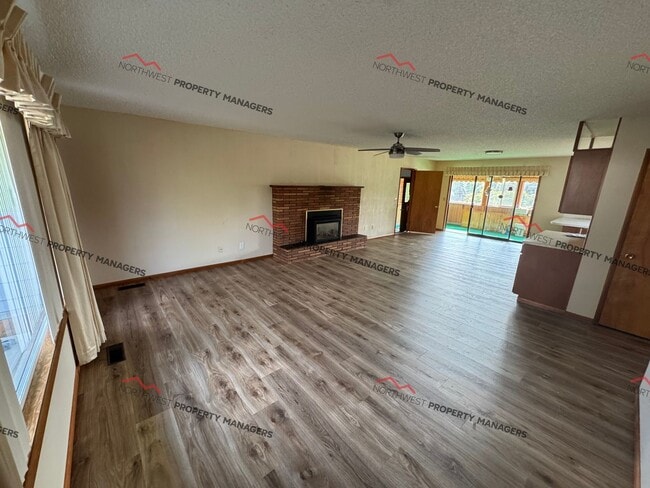 Building Photo - STATUS: -PENDING APPLICATION-  | R90 | $2195