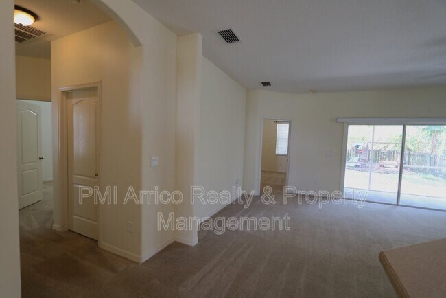 Building Photo - 4027 Langdrum Dr