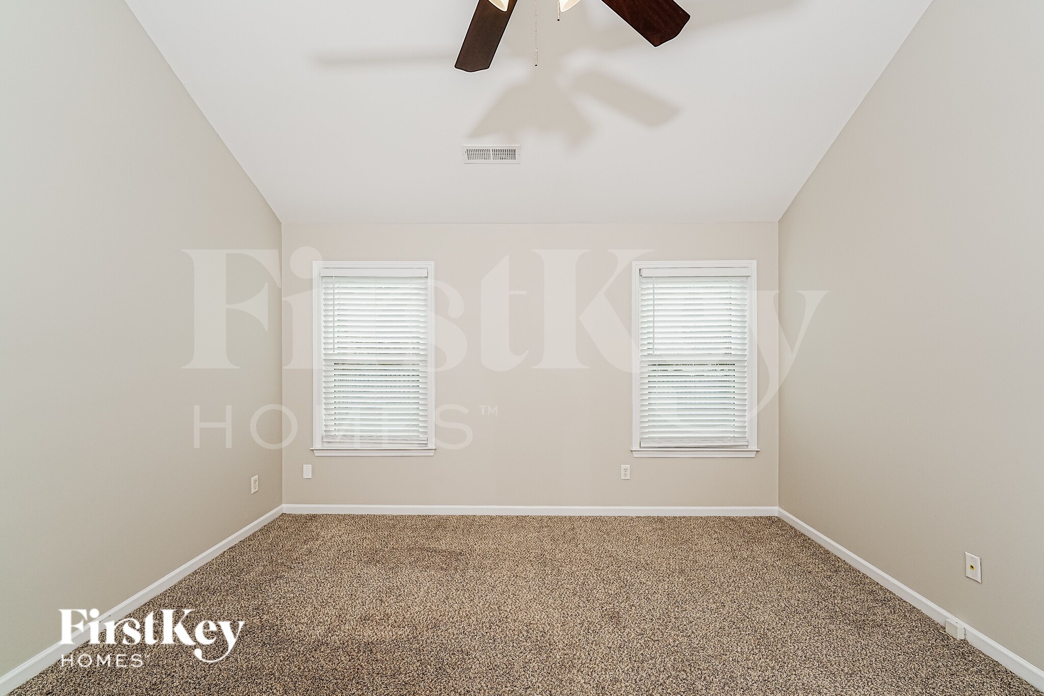 Building Photo - 531 Forest Lakes Dr