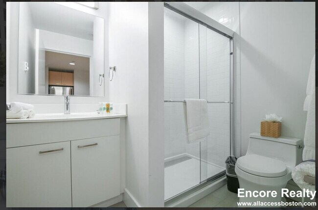 Building Photo - 1085 Boylston St