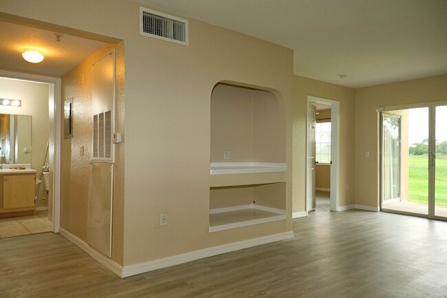 Building Photo - Lovely 2 bedroom 2 bath Condo in Audubon V...