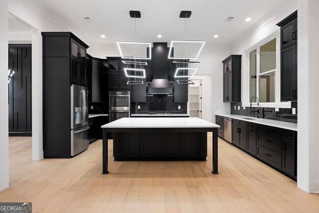 Building Photo - 1261 Glen Eagle Dr