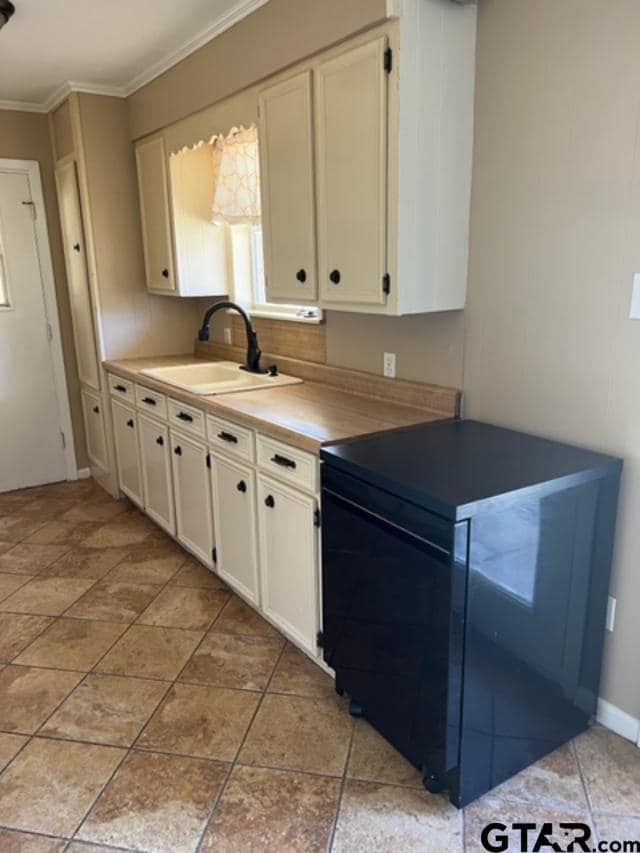 Building Photo - 308 Hanks St