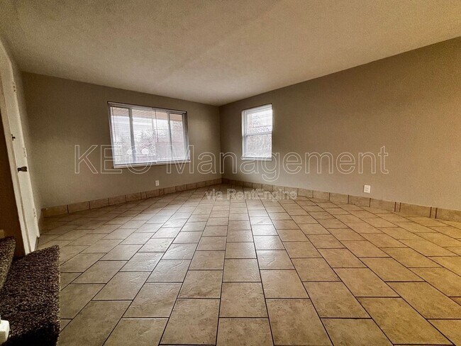 Building Photo - 1059 Wilmington Ave