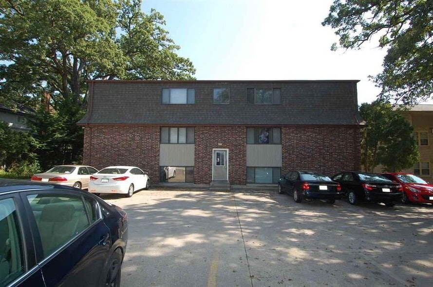 Building Photo - 365 Ellis Ave