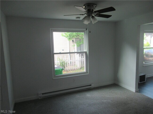 Building Photo - 173 Forest Blvd