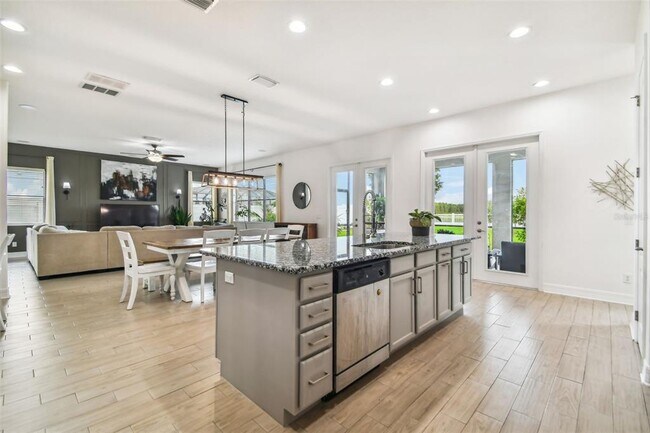 Building Photo - 10627 Mistflower Ln