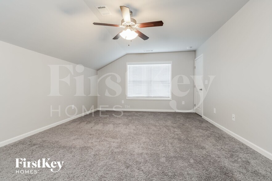 Building Photo - 4648 Brayden Dr