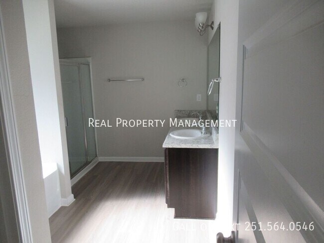 Building Photo - 8096 Colleton Dr N