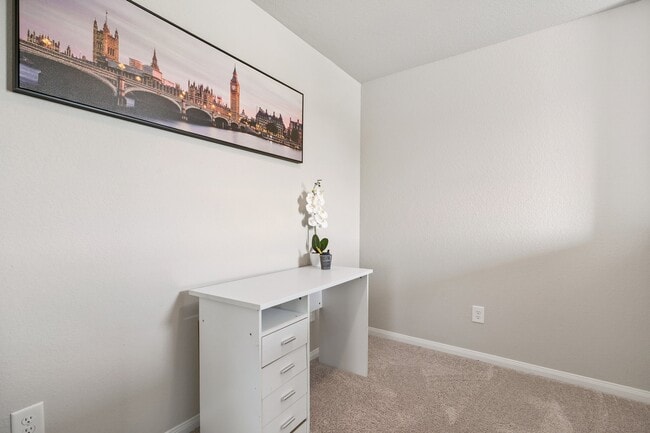 Building Photo - 2576 Westslope Dr