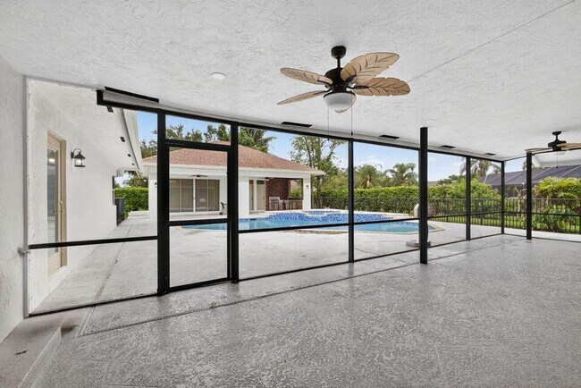 Building Photo - 1295 Longlea Terrace