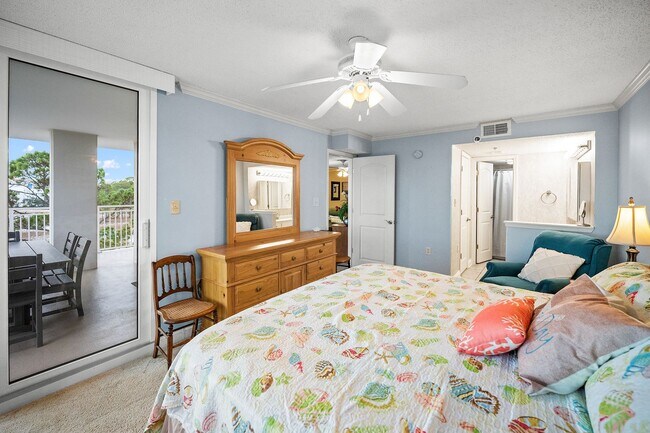 Building Photo - 4610 White Ave