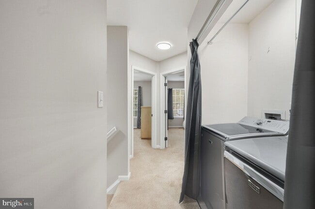 Building Photo - 11170 Hamlet Ct