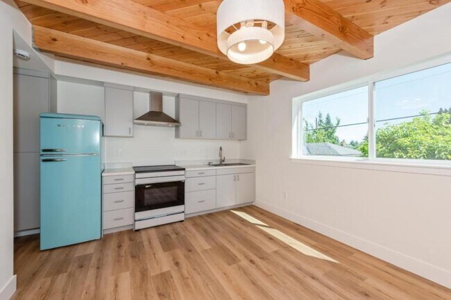Building Photo - 1 bedroom in Seattle WA 98117