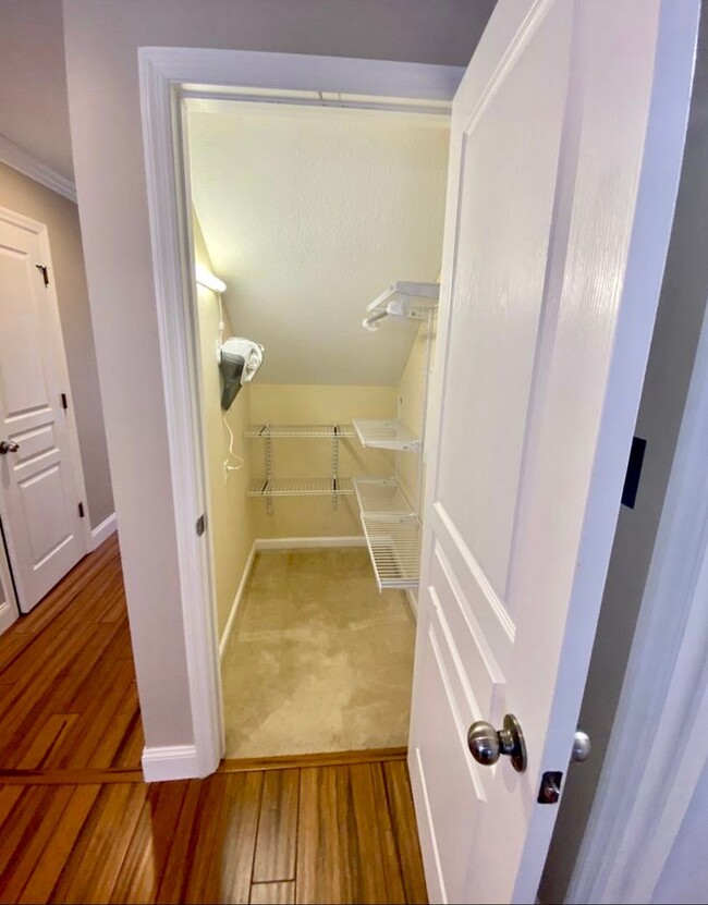 Building Photo - 1744 Somersby Ln