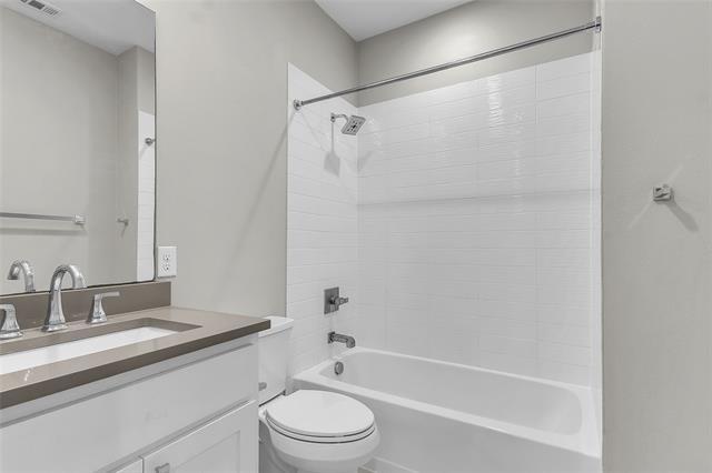 Building Photo - 4934 Camdale Ct