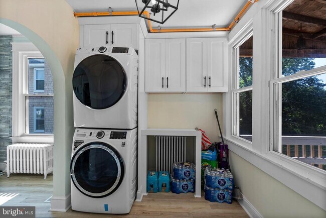 Building Photo - 3401 White Ave