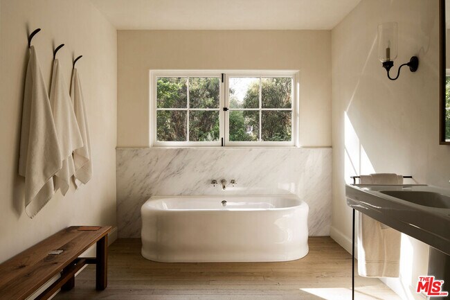 Building Photo - 7776 Firenze Ave