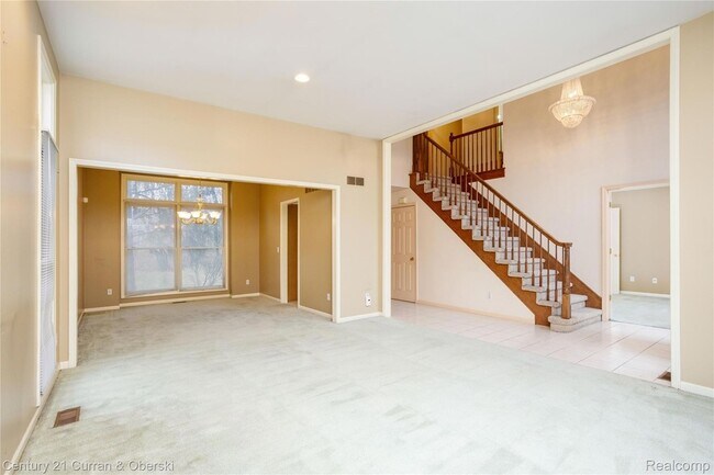 Building Photo - 42104 Echo Forest Dr