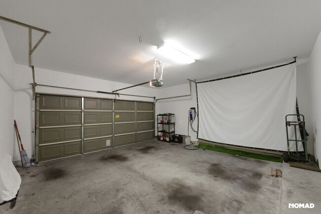 Building Photo - Stylish 3BR gated Townhome in Houston