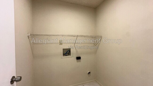 Building Photo - 7107 Blair Dr