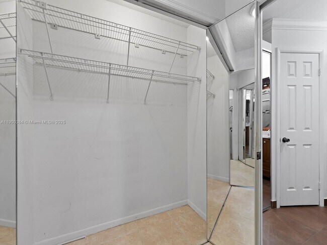 Building Photo - 9941 Costa Del Sol Blvd
