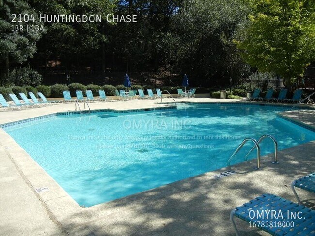 Building Photo - 2104 Huntingdon Chase