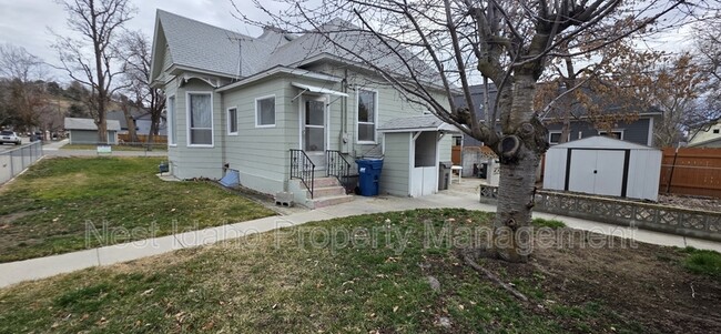 Building Photo - 1719 N 9th St