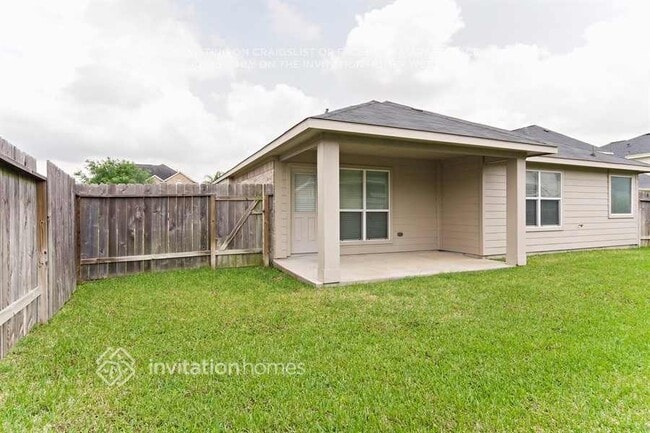 Building Photo - 33 Mira Loma Dr