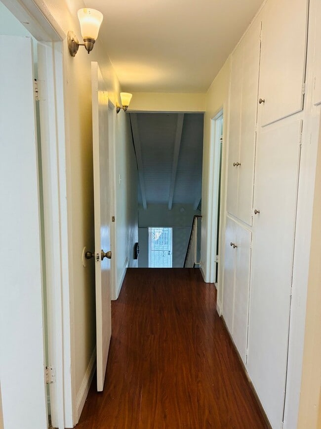 Building Photo - BEAUTIFUL 3 BEDROOM/ 2 BATH- ONE TIME RENTAL