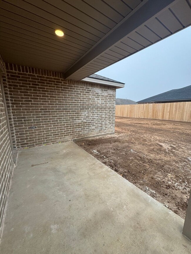 Building Photo - Large Lot located in the Meadows Brand New...