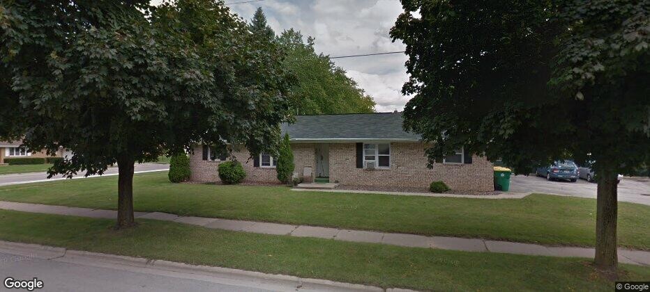 Front - 1055 Bader St
