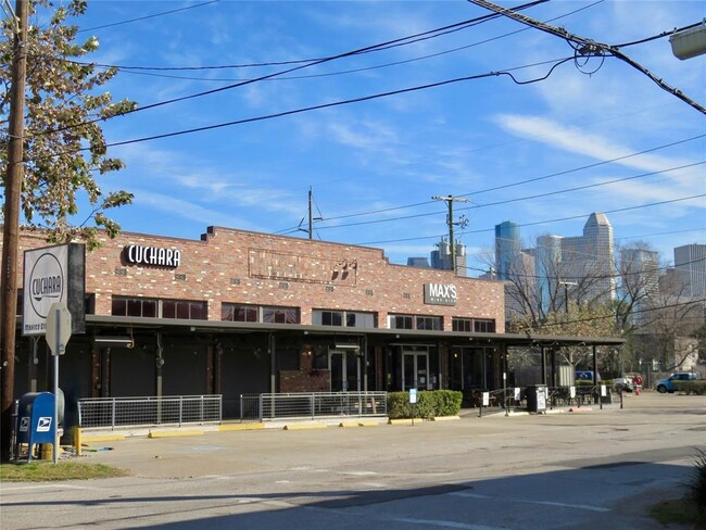Building Photo - 2114 Mason St