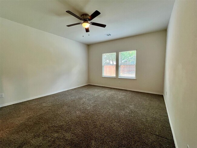 Building Photo - 2304 Lattimore St