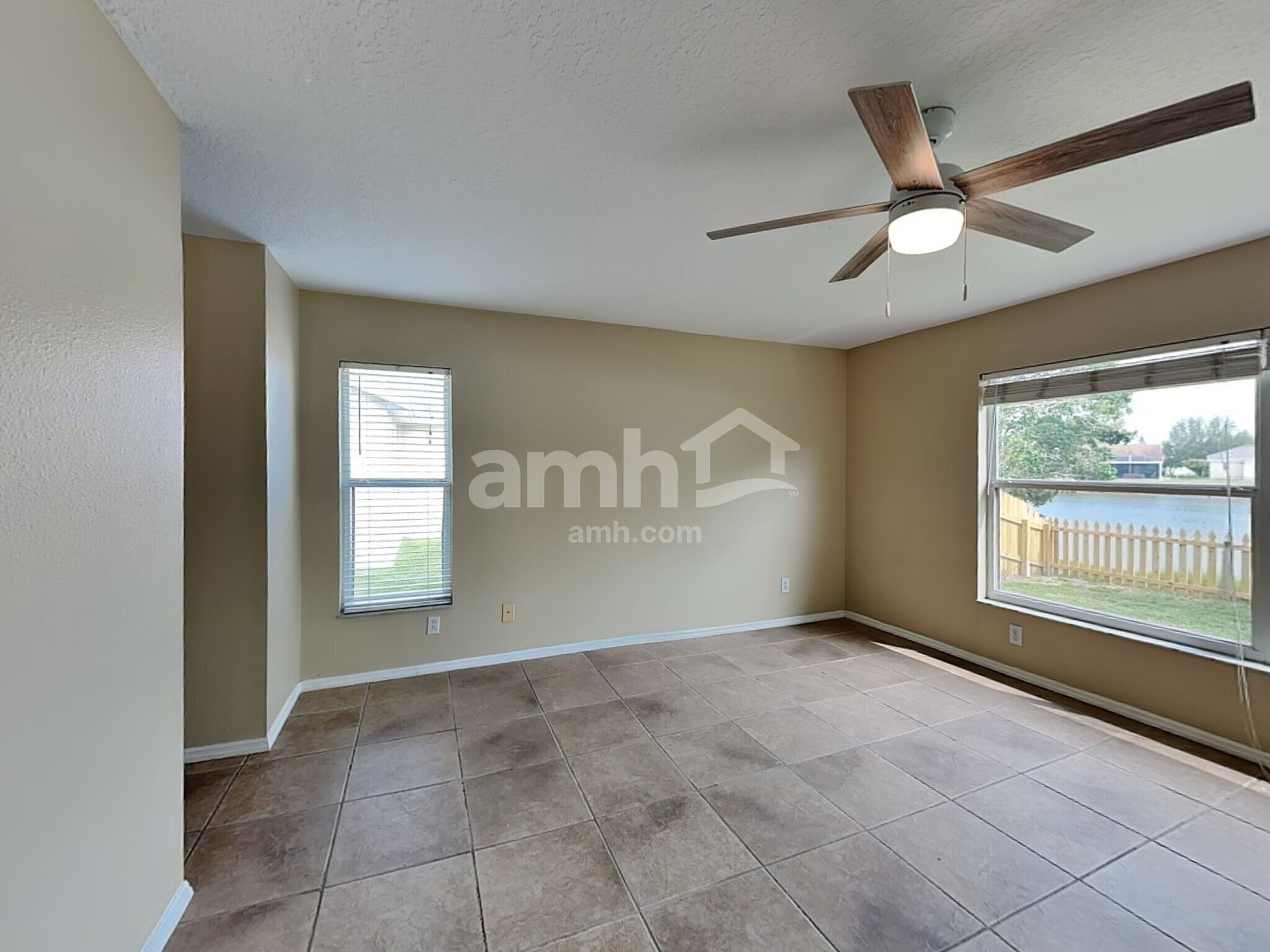 Building Photo - 11813 Colyar Ln