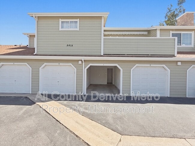 Building Photo - 8418 Everett Way