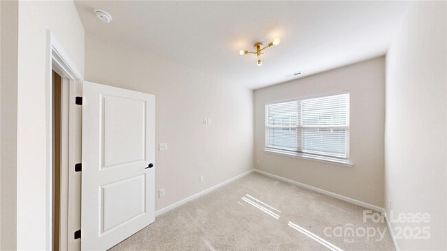 Building Photo - 509 Myrick Aly