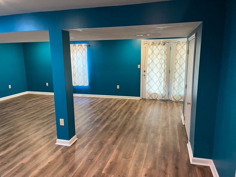 Finised LL - 5795 Reserve Ct