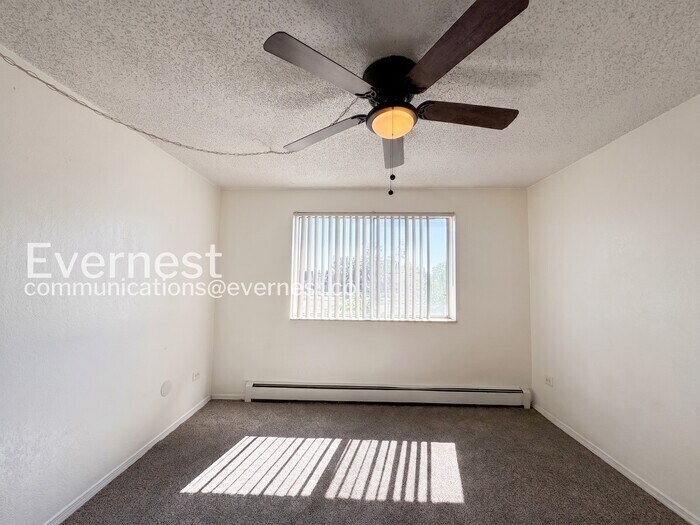 Building Photo - 3047 W 47th Ave