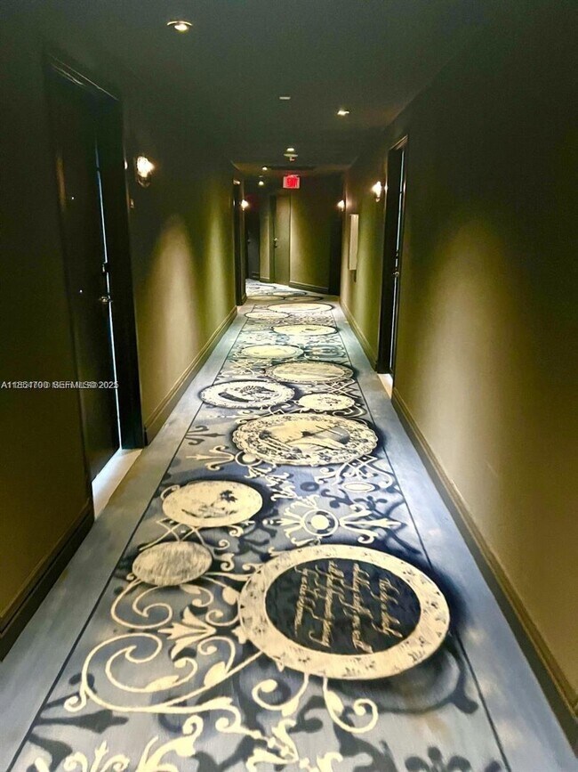 Building Photo - 1100 West Ave