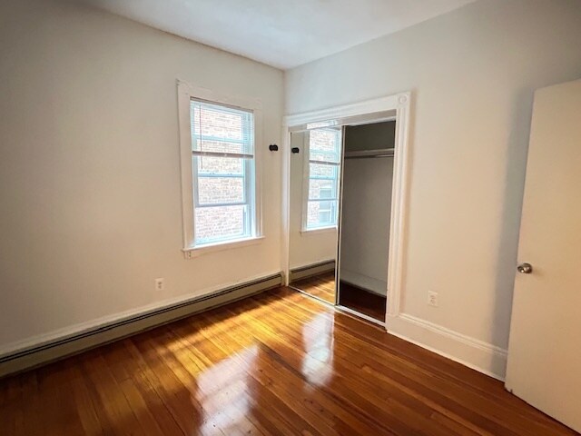 Building Photo - 11 Chilcott Pl