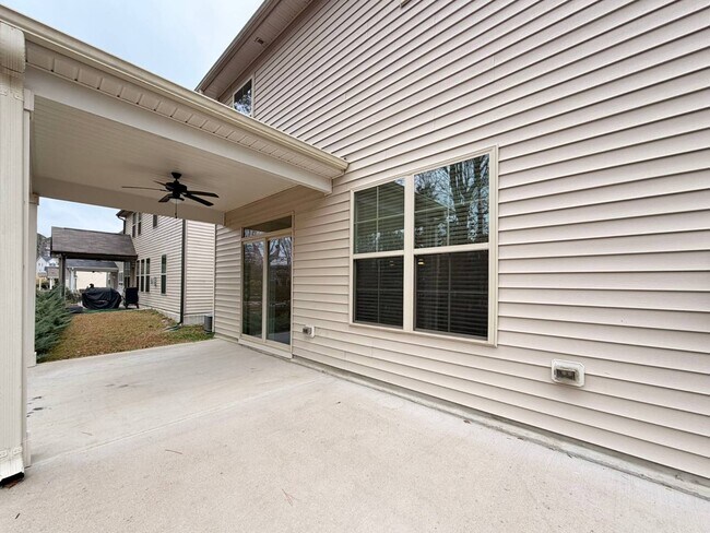 Building Photo - 7336 Birchshire Dr